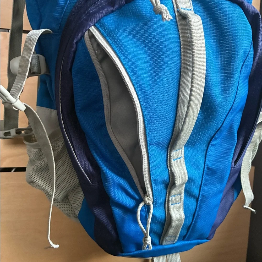 Kelty Goshawk Blue Hiking Backpack - Picture 6 of 11
